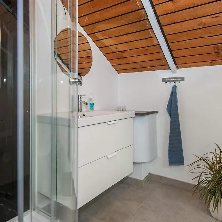 6 Person In Дом отдыха