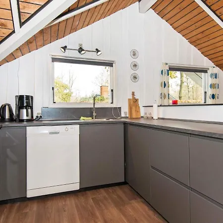 Дом отдыха 6 Person In